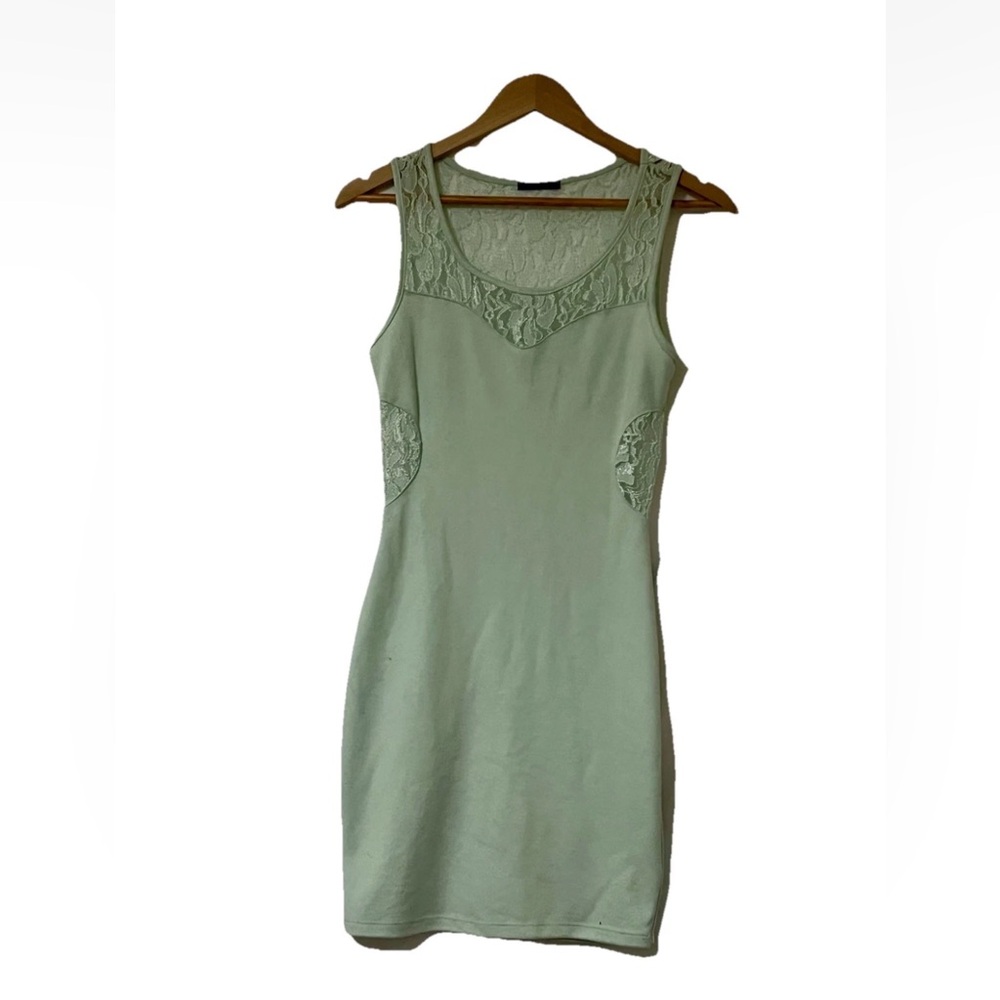 Soprano Small Women’s Mint Green Lace Dress.